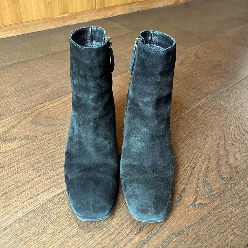 Aquatalia suede waterproof ankle boots